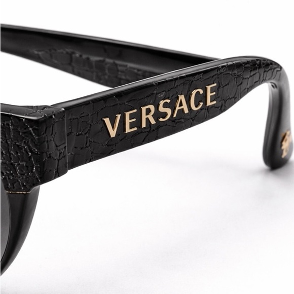 Versace MOD 4222 Cat Eye Sunglasses Black Croc NWOT w Case COA Italy?? main image 5